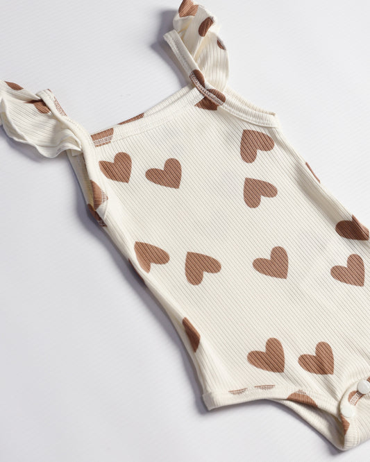 MAMELUCO ADHARA CORAZÓN CAFÉ