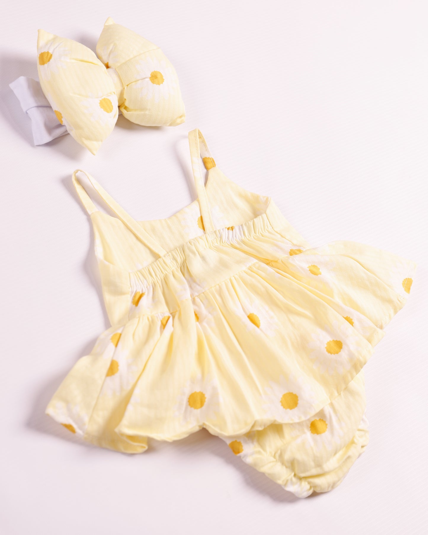 VESTIDO ISA MARGARITAS AMARILLO