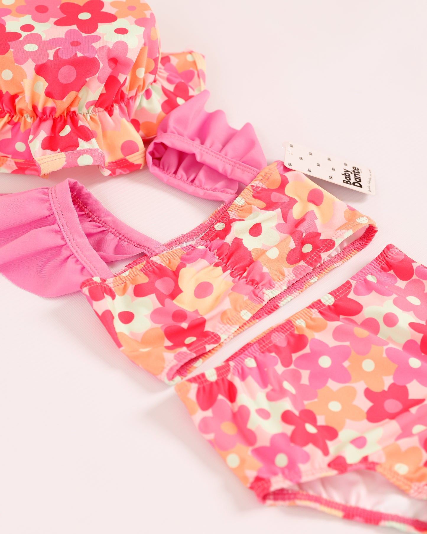 VESTIDO DE BAÑO CON PAVA FLORES ROSADO