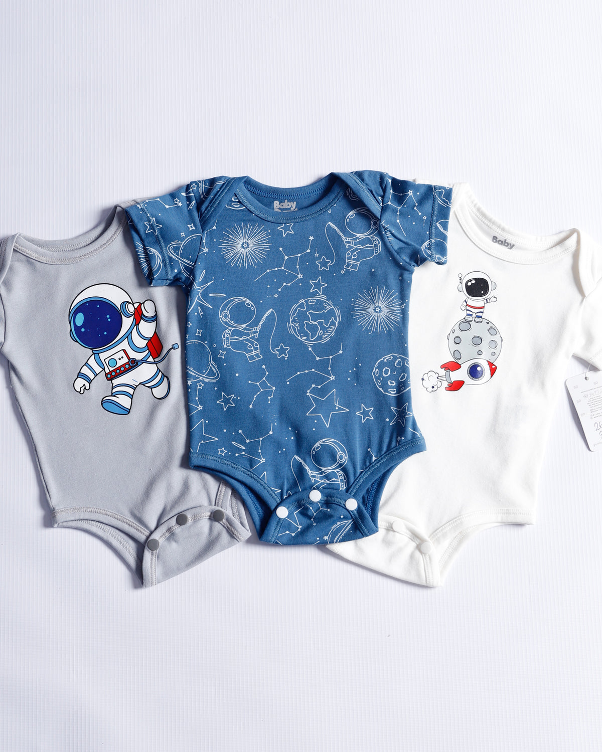 SET X 3 ASTRONAUTAS